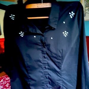 NY Company long sleeved black cotton top. Wore very little.